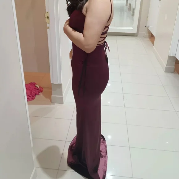 Windsor | Dresses | Windsor Velvet Red Dress | Poshmark